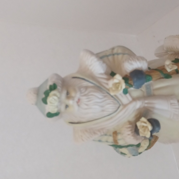 Vtg. Musical Old World Santa Figurine  11 Inches Tall - Picture 2 of 5